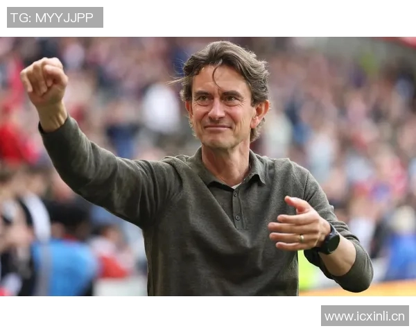 热刺球员对弗兰克频繁变换战术感到迷茫与困惑