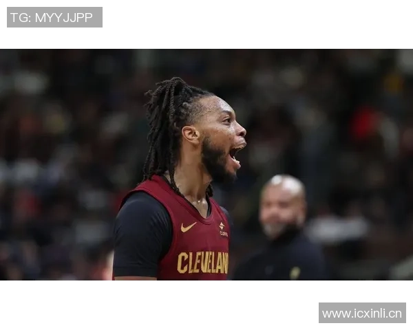 加兰复出展现强大火力半场8中4砍下18分并贡献3助攻罚球全中