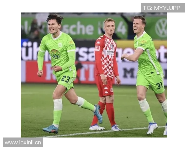 万项代表杜利亚伊足球学院首发表现出色却遗憾输球球队最终以2-3落败